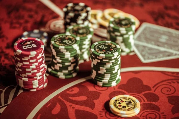 Sic Bo — multiple betting zones Sic Bo dice game betting layout