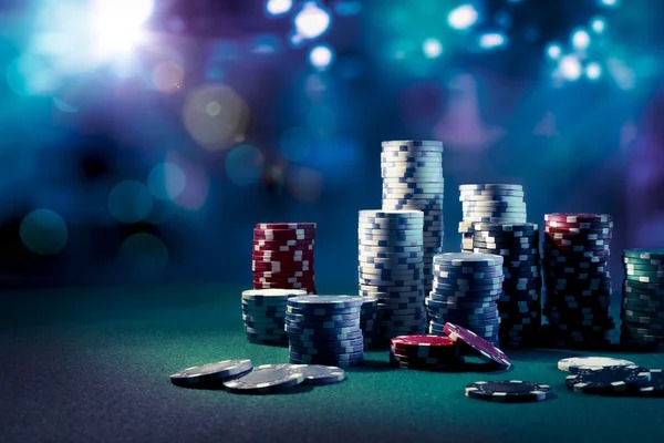 Roulette betting layout showing all available bet types and payout ratios